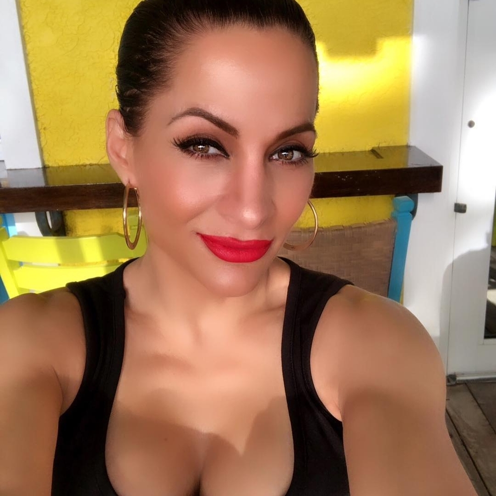 Meet your Posher, Charity